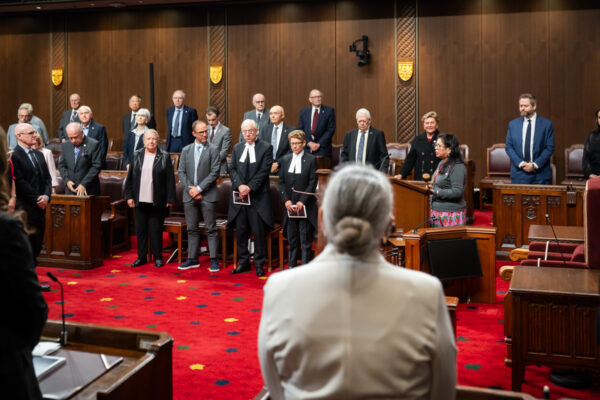 Canadian Association of Former Parliamentarians, Memorial Services for parliamentarians who passed away in the last year. / Association canadienne des Ex-Parlementaires, Cérémonies commémoratives pour les parlementaires décédés au cours de la dernière ann