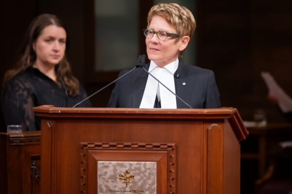 Canadian Association of Former Parliamentarians, Memorial Services for parliamentarians who passed away in the last year. / Association canadienne des Ex-Parlementaires, Cérémonies commémoratives pour les parlementaires décédés au cours de la dernière ann