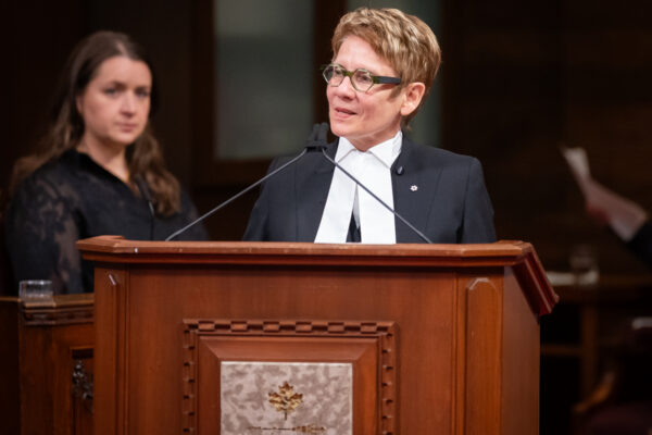 Canadian Association of Former Parliamentarians, Memorial Services for parliamentarians who passed away in the last year. / Association canadienne des Ex-Parlementaires, Cérémonies commémoratives pour les parlementaires décédés au cours de la dernière ann