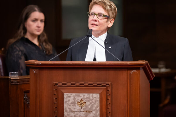 Canadian Association of Former Parliamentarians, Memorial Services for parliamentarians who passed away in the last year. / Association canadienne des Ex-Parlementaires, Cérémonies commémoratives pour les parlementaires décédés au cours de la dernière ann