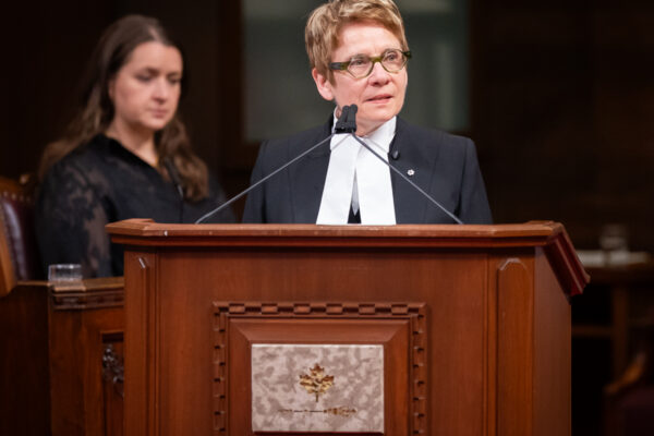 Canadian Association of Former Parliamentarians, Memorial Services for parliamentarians who passed away in the last year. / Association canadienne des Ex-Parlementaires, Cérémonies commémoratives pour les parlementaires décédés au cours de la dernière ann