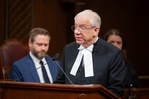 Canadian Association of Former Parliamentarians, Memorial Services for parliamentarians who passed away in the last year. / Association canadienne des Ex-Parlementaires, Cérémonies commémoratives pour les parlementaires décédés au cours de la dernière ann