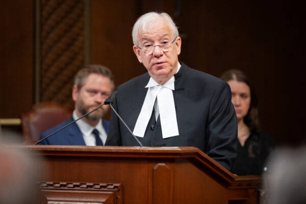Canadian Association of Former Parliamentarians, Memorial Services for parliamentarians who passed away in the last year. / Association canadienne des Ex-Parlementaires, Cérémonies commémoratives pour les parlementaires décédés au cours de la dernière ann