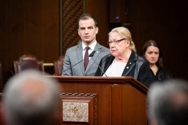 Canadian Association of Former Parliamentarians, Memorial Services for parliamentarians who passed away in the last year. / Association canadienne des Ex-Parlementaires, Cérémonies commémoratives pour les parlementaires décédés au cours de la dernière ann