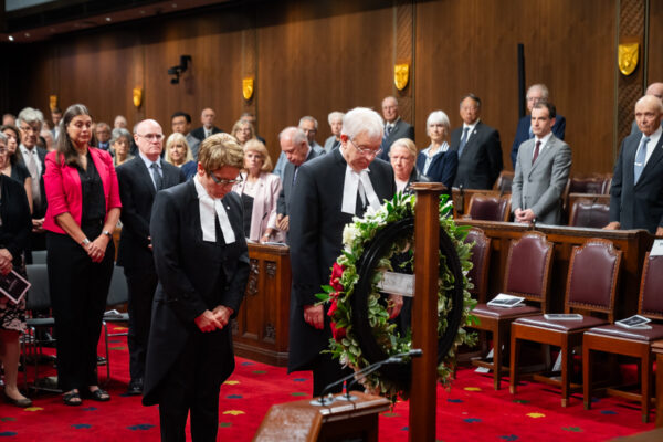 Canadian Association of Former Parliamentarians, Memorial Services for parliamentarians who passed away in the last year. / Association canadienne des Ex-Parlementaires, Cérémonies commémoratives pour les parlementaires décédés au cours de la dernière ann