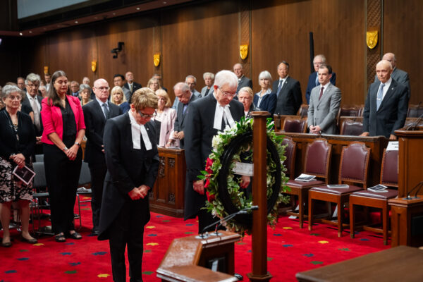 Canadian Association of Former Parliamentarians, Memorial Services for parliamentarians who passed away in the last year. / Association canadienne des Ex-Parlementaires, Cérémonies commémoratives pour les parlementaires décédés au cours de la dernière ann