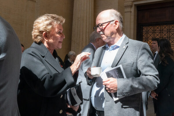 Canadian Association of Former Parliamentarians, Memorial Services for parliamentarians who passed away in the last year. / Association canadienne des Ex-Parlementaires, Cérémonies commémoratives pour les parlementaires décédés au cours de la dernière ann