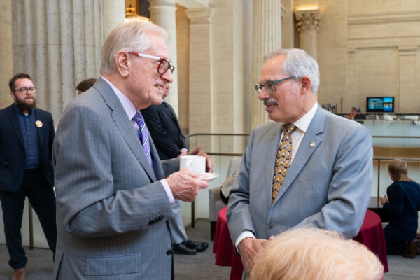 Canadian Association of Former Parliamentarians, Memorial Services for parliamentarians who passed away in the last year. / Association canadienne des Ex-Parlementaires, Cérémonies commémoratives pour les parlementaires décédés au cours de la dernière ann